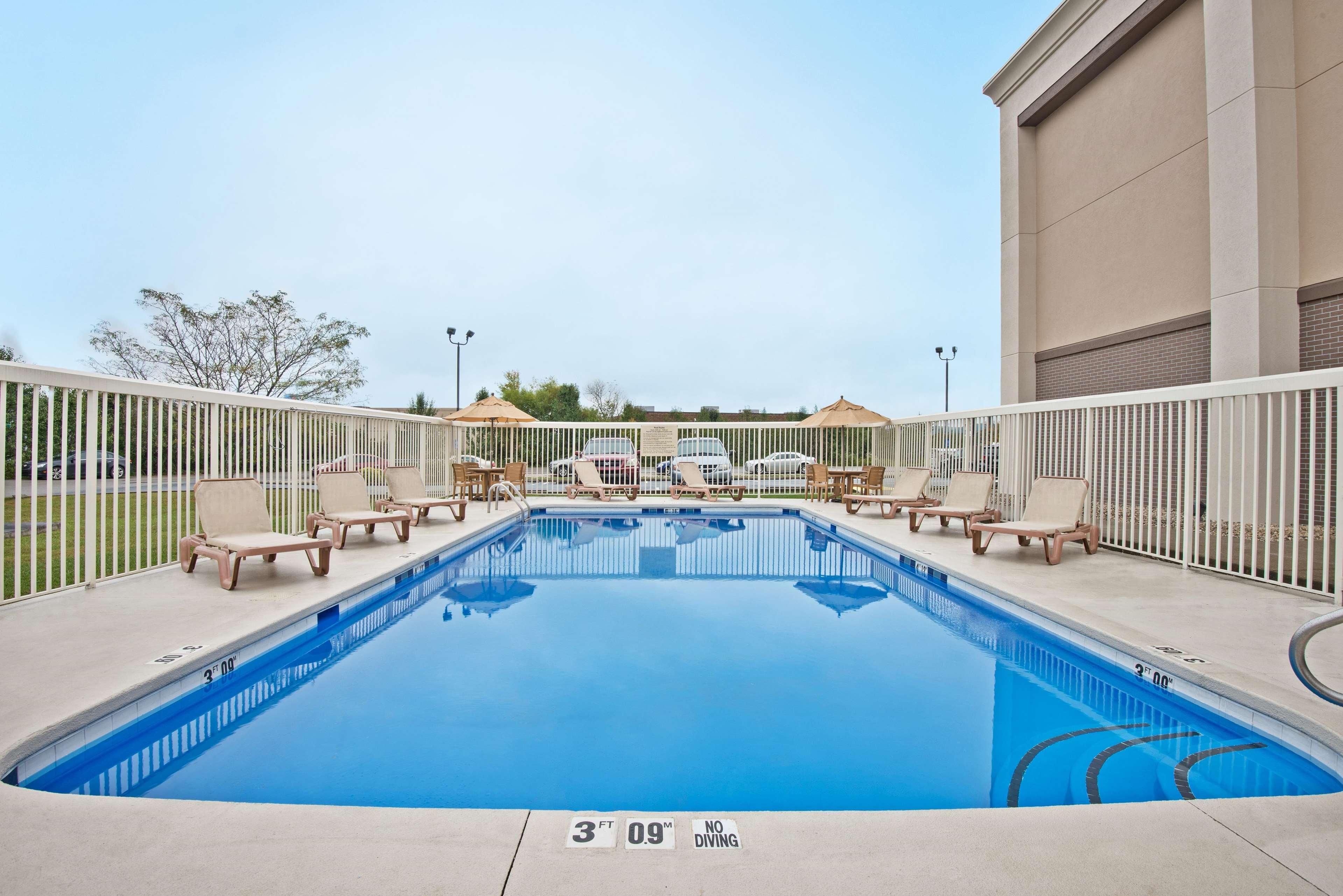 Hampton Inn Winfield Teays Valley Exterior foto